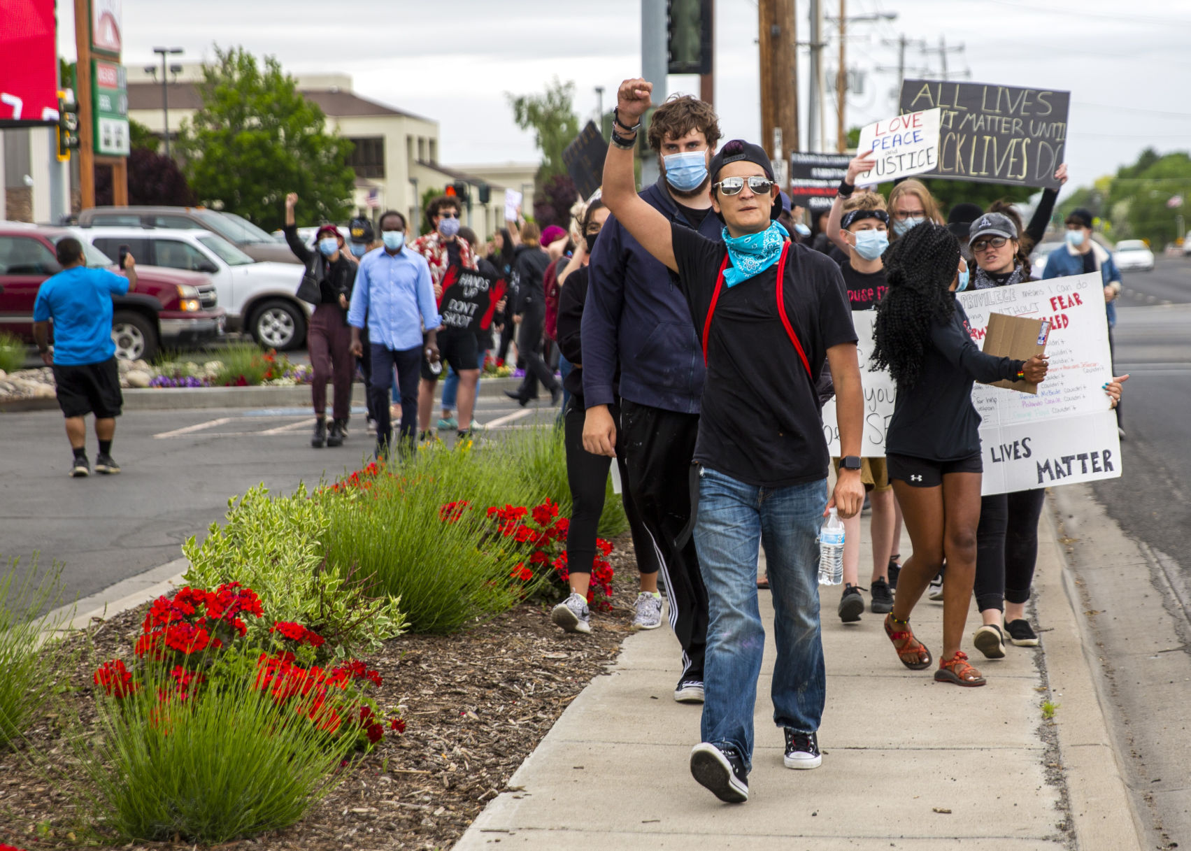 Citizens gather to protest police brutality